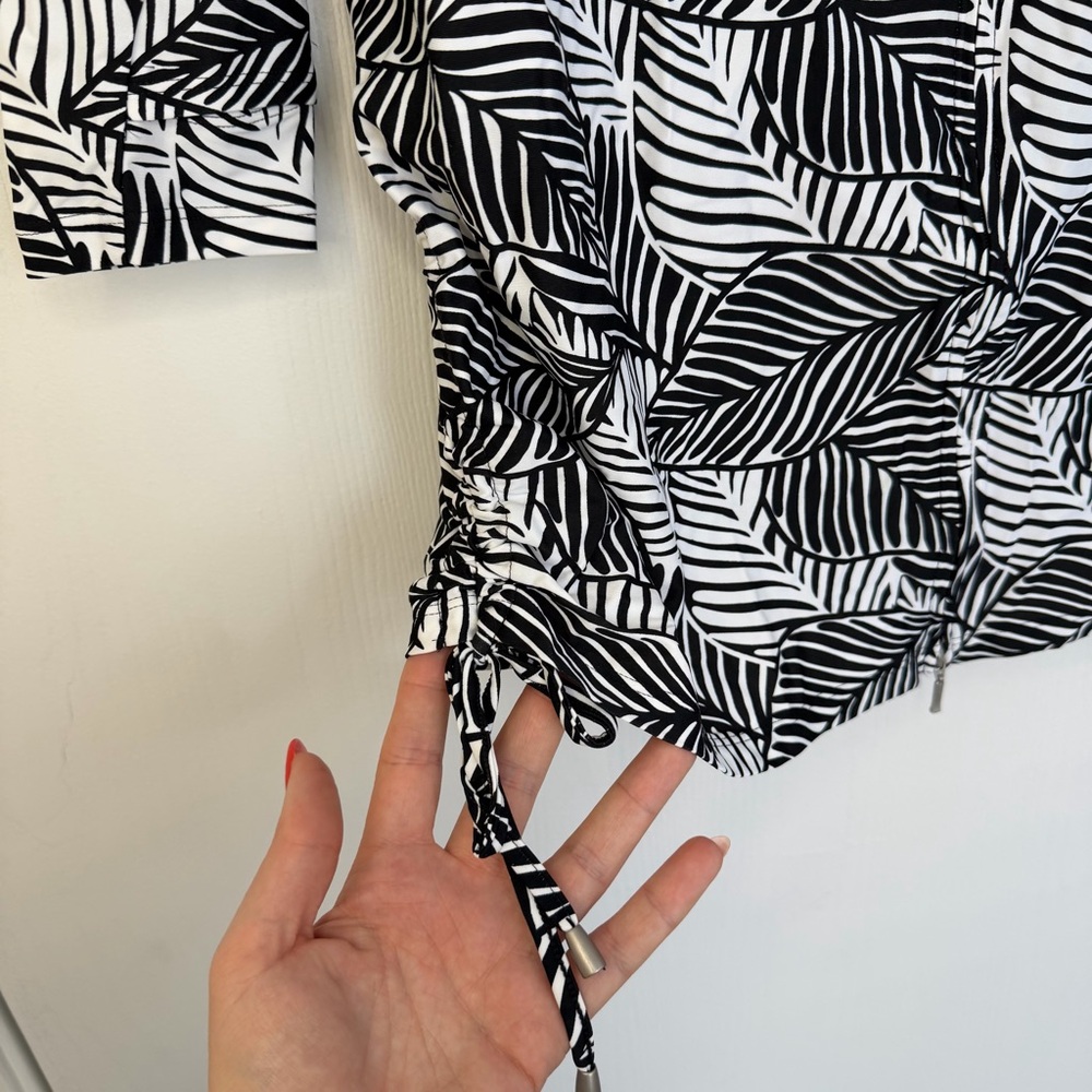 NWT Coolibar Wailea Black and White Hooded Swim Cover-Up UPF 50 Summer Beachwear - Picture 4 of 14